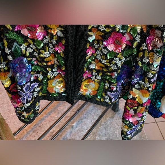 VINTAGE LAURENCE KAZAR Silk multi-colored beaded short jacket - Picture 13 of 16